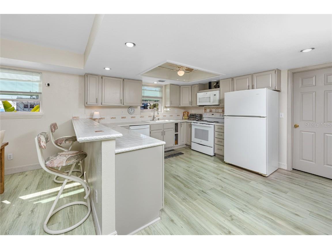 140 142nd Avenue E Madeira Beach FL 33708 TB8451630 image12