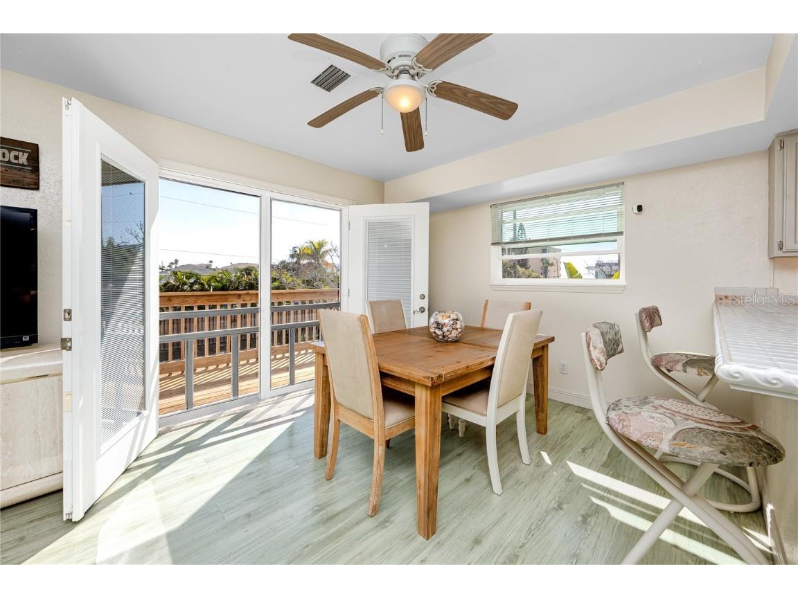 140 142nd Avenue E Madeira Beach FL 33708 TB8451630 image18