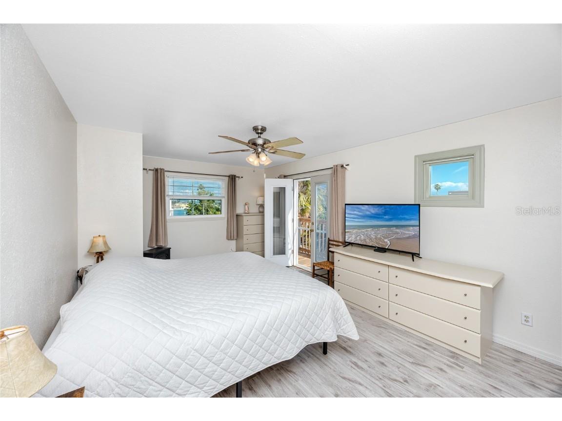 140 142nd Avenue E Madeira Beach FL 33708 TB8451630 image27