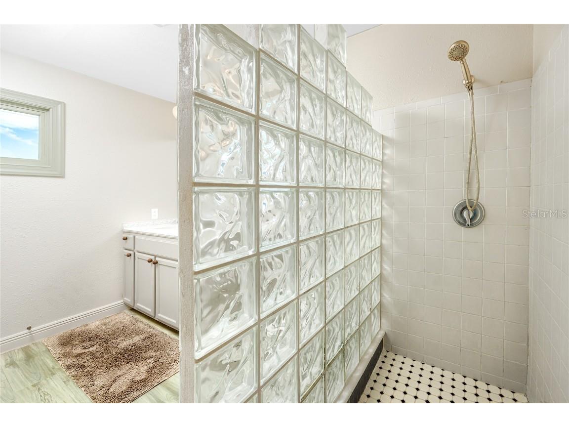 140 142nd Avenue E Madeira Beach FL 33708 TB8451630 image34