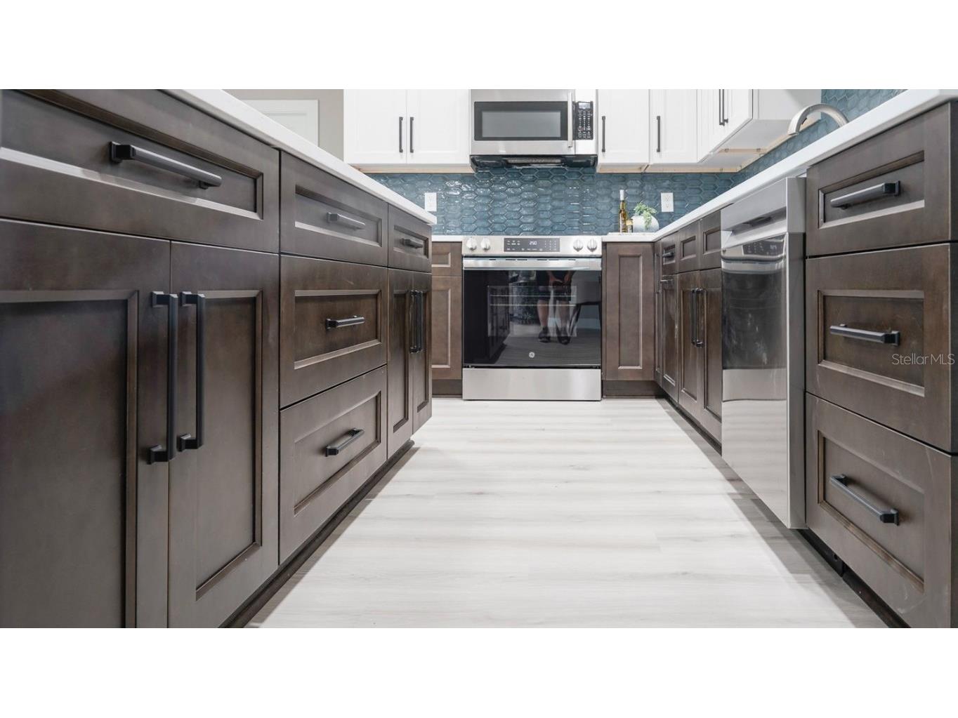 140 88th Avenue NE Saint Petersburg FL 33702 TB8397696 image23