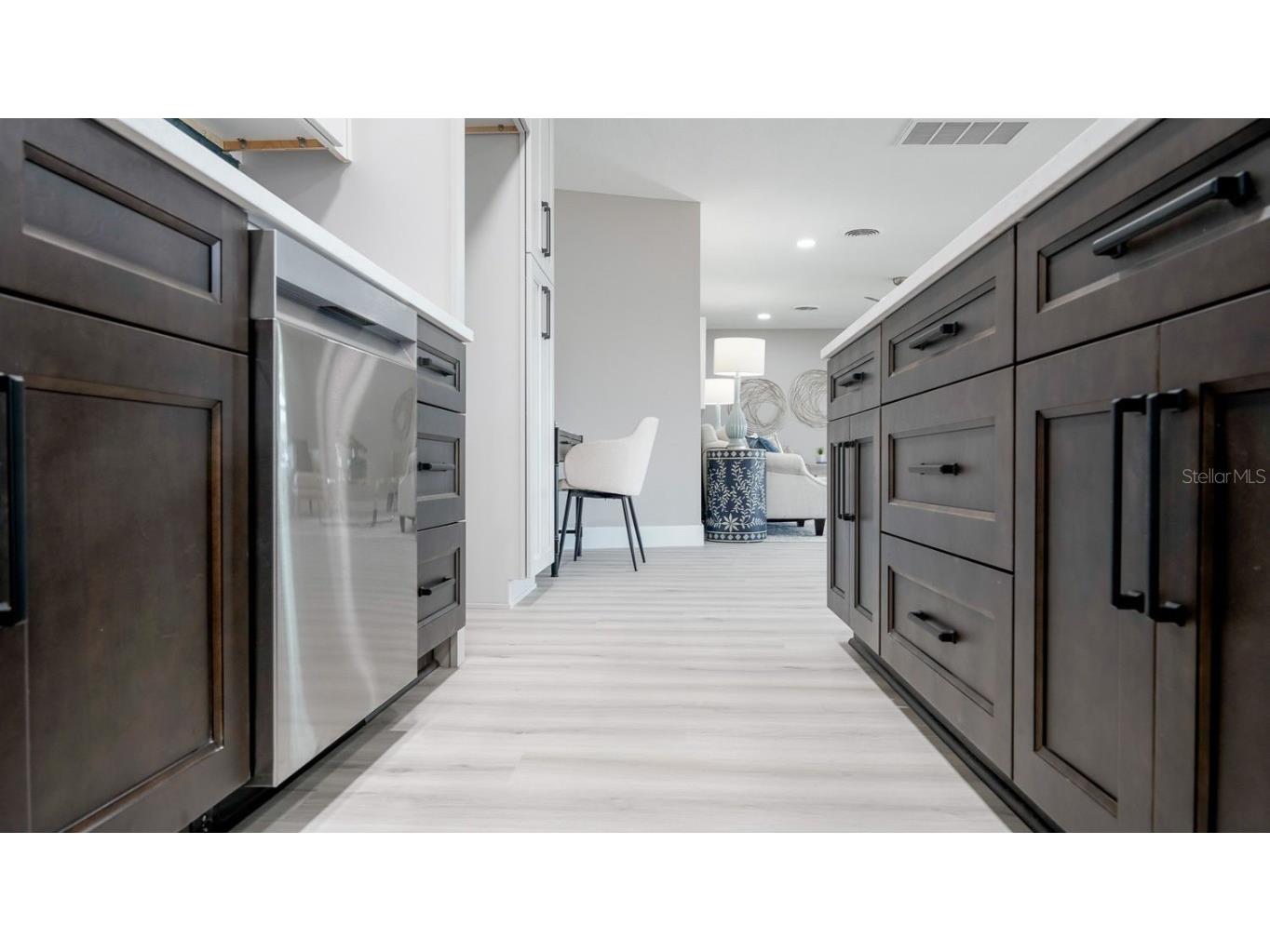 140 88th Avenue NE Saint Petersburg FL 33702 TB8397696 image24