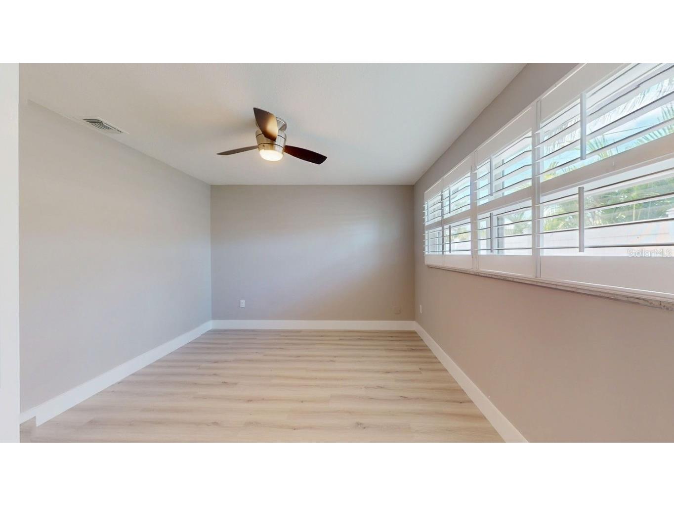 140 88th Avenue NE Saint Petersburg FL 33702 TB8397696 image41