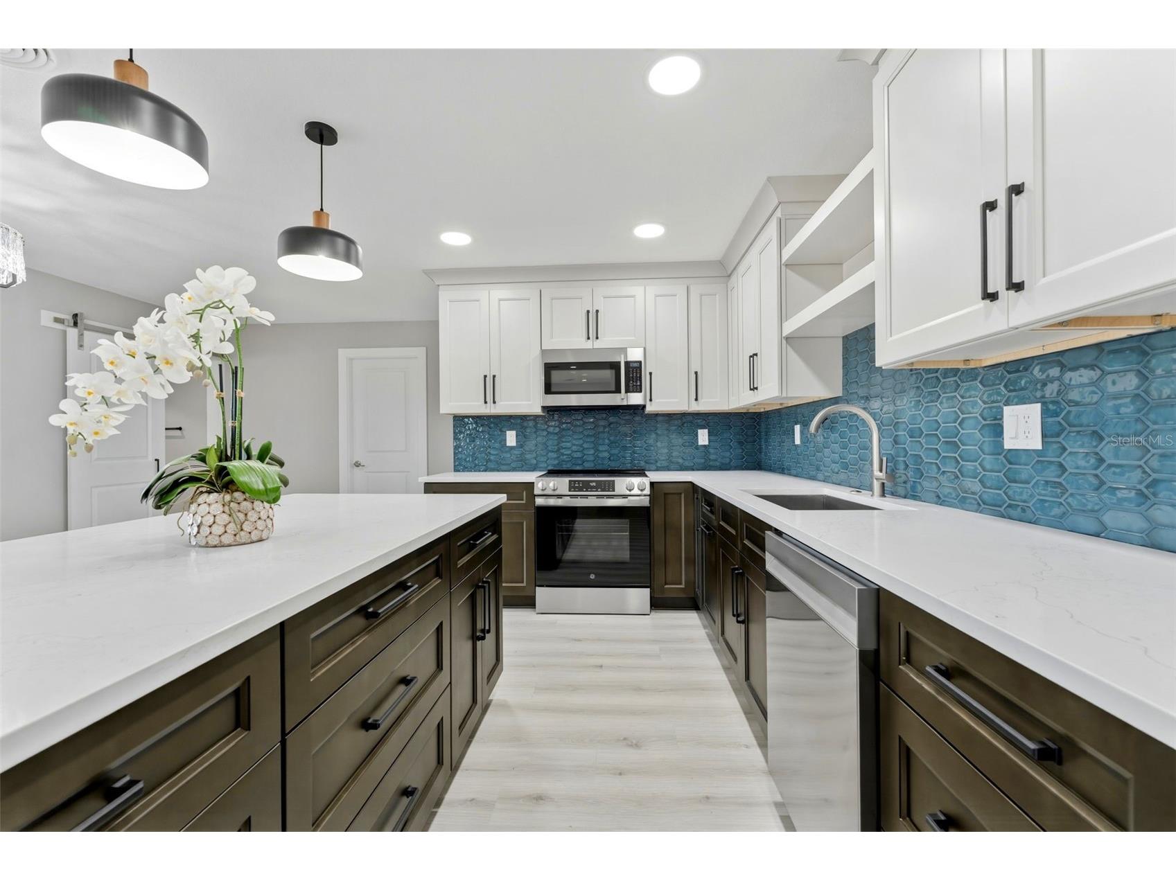 140 88th Avenue NE Saint Petersburg FL 33702 TB8506430 image12