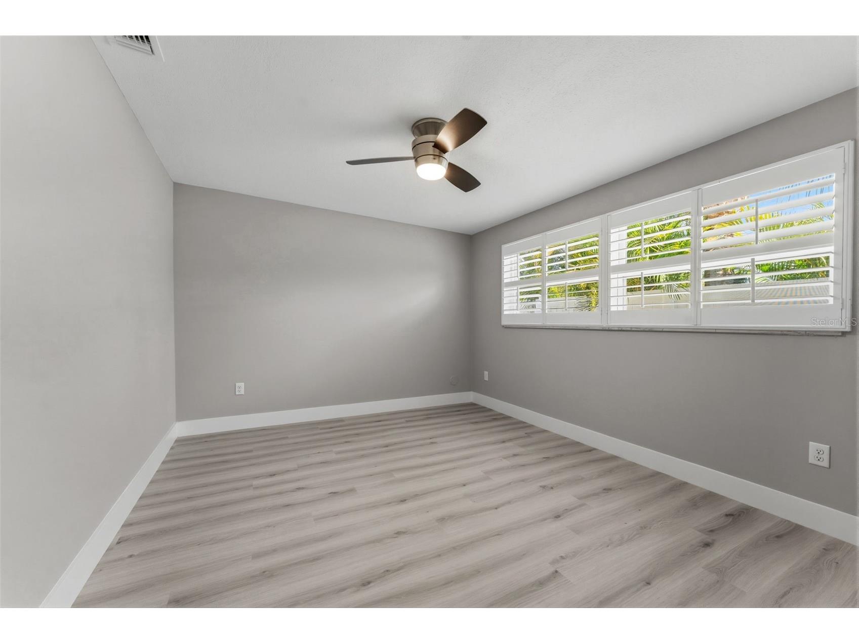 140 88th Avenue NE Saint Petersburg FL 33702 TB8506430 image20