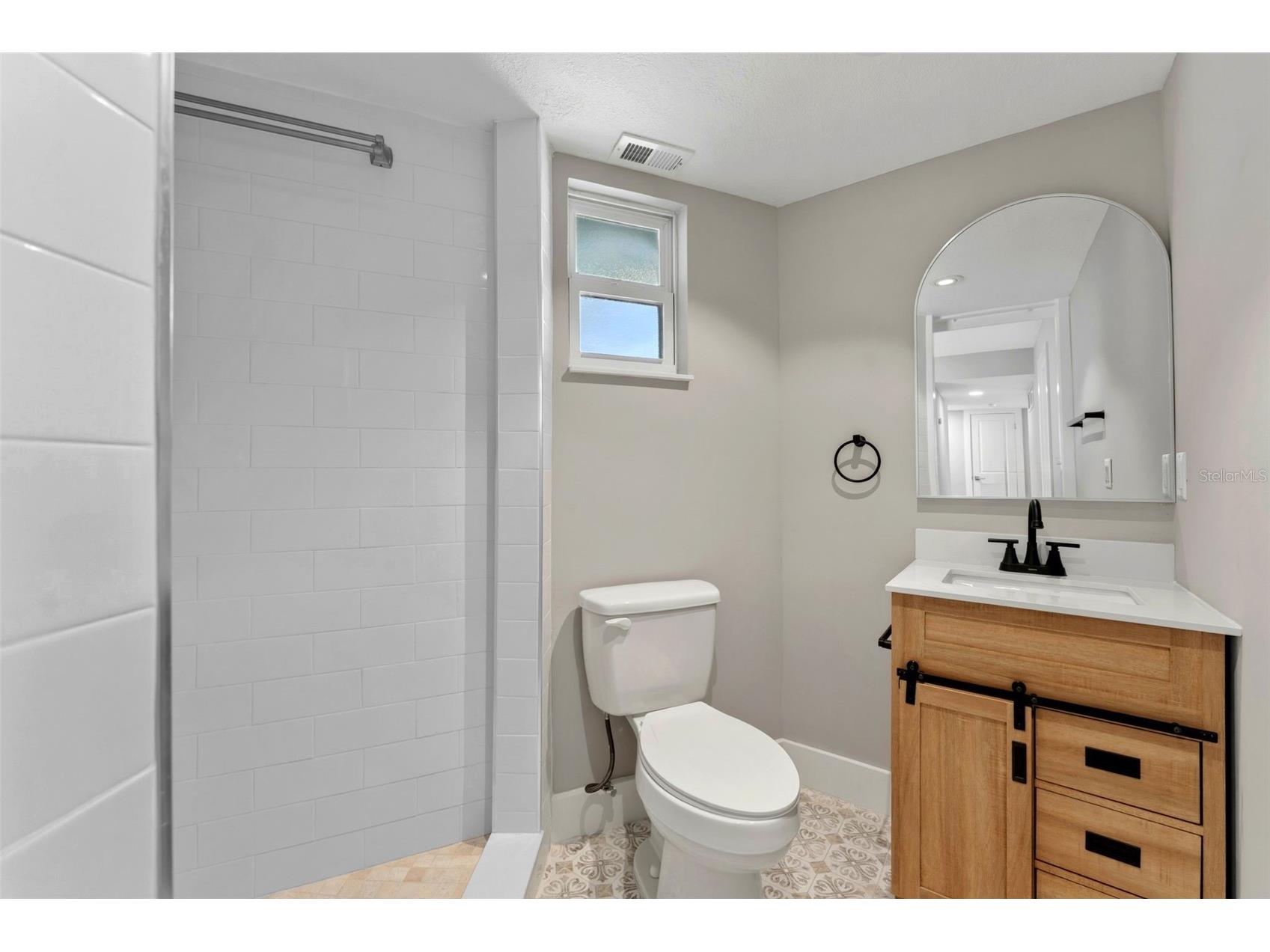 140 88th Avenue NE Saint Petersburg FL 33702 TB8506430 image28