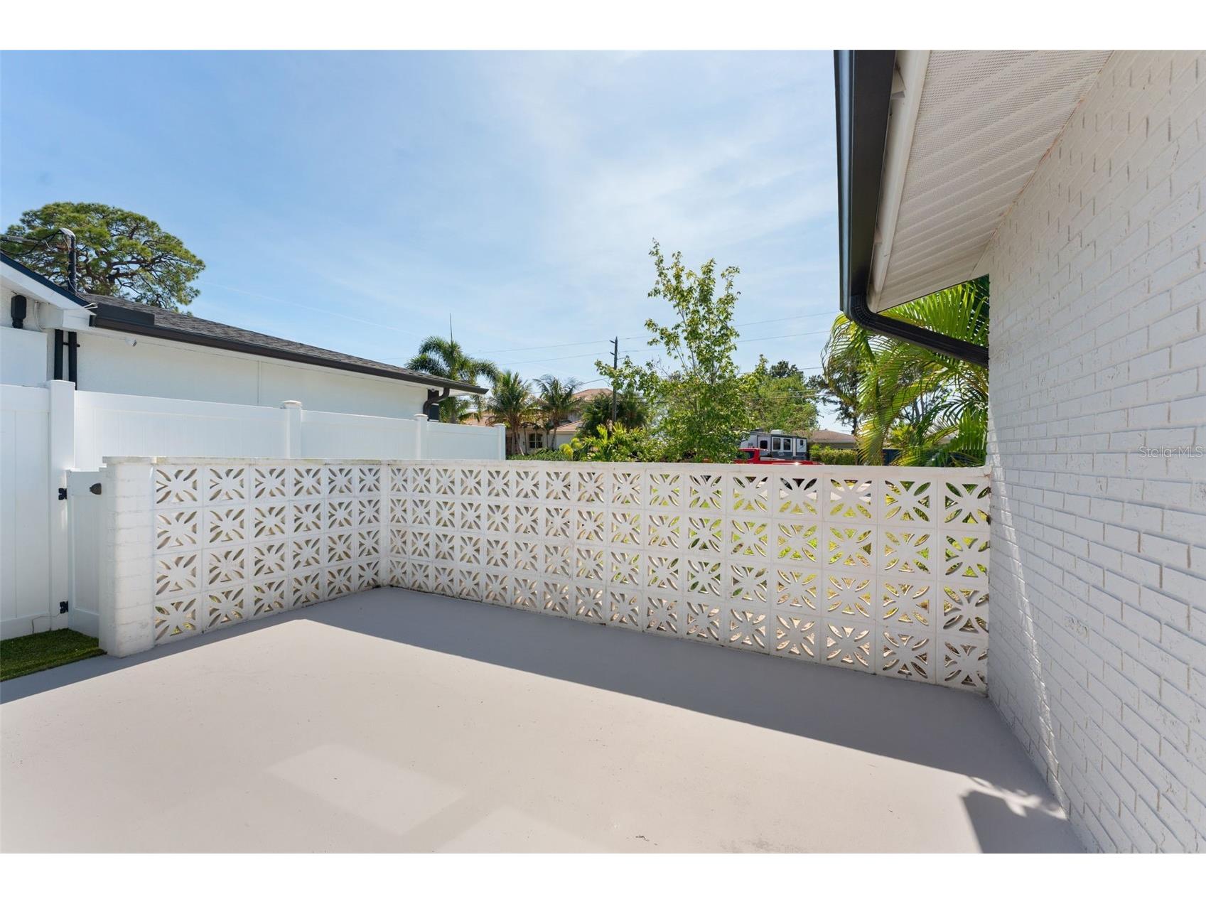 140 88th Avenue NE Saint Petersburg FL 33702 TB8506430 image32