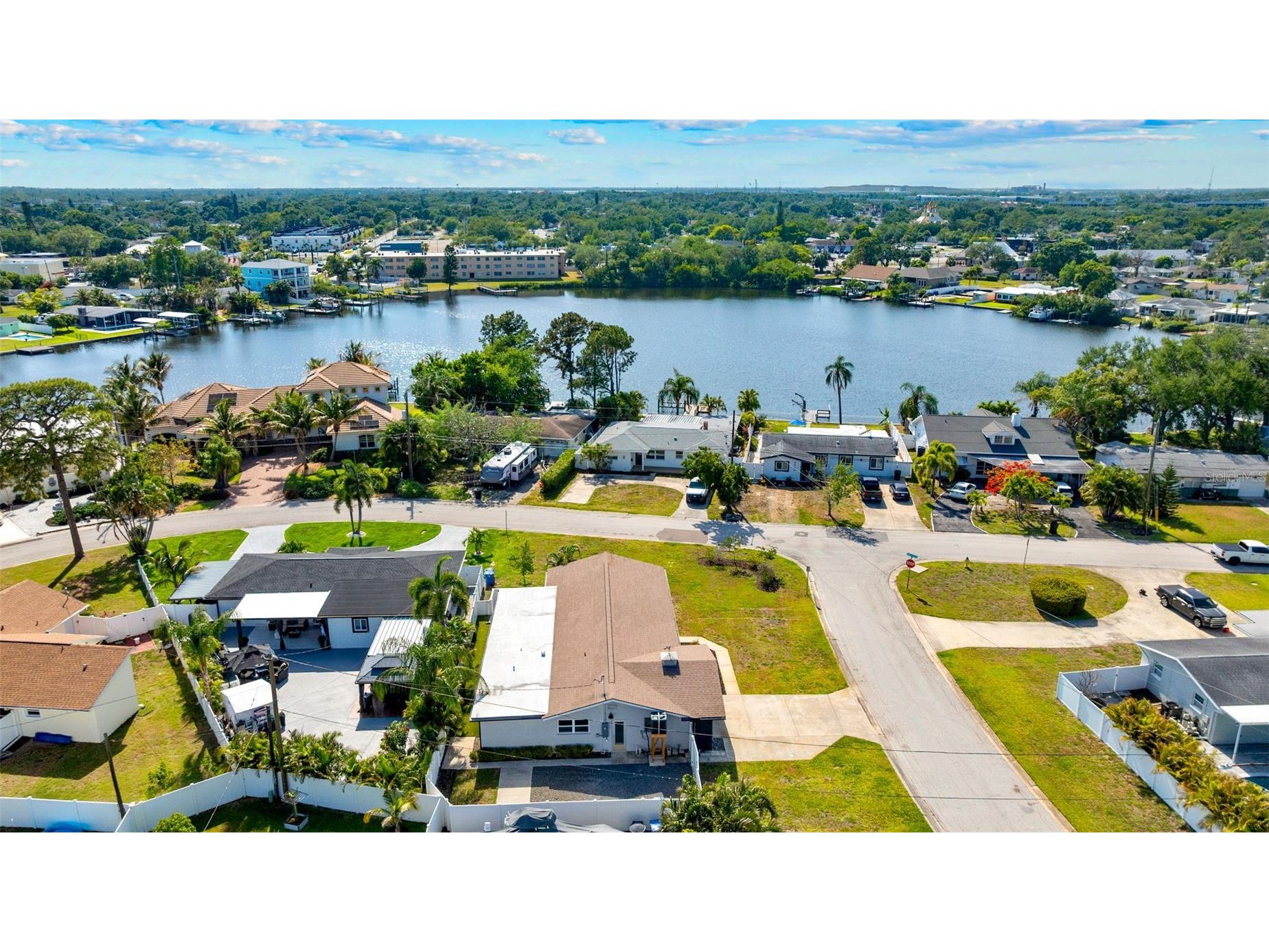 140 88th Avenue NE Saint Petersburg FL 33702 TB8506430 image39