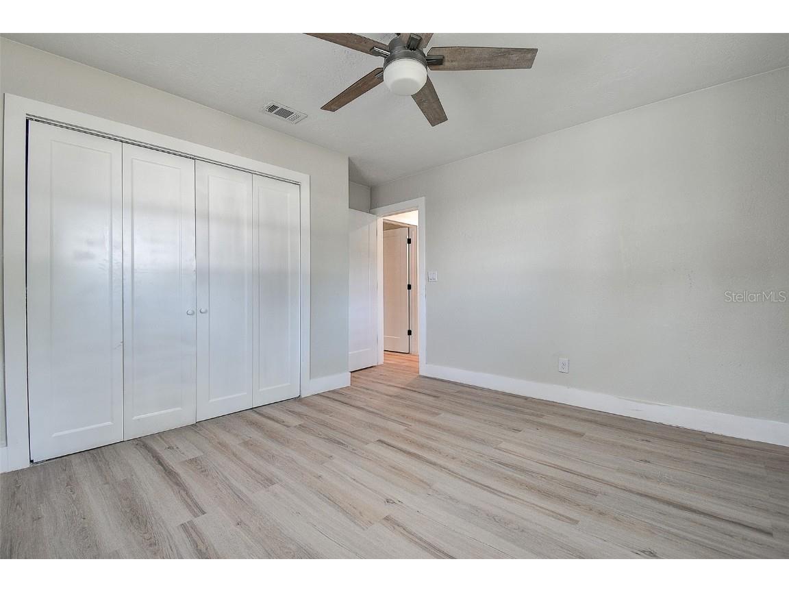 140 89th Avenue NE Saint Petersburg FL 33702 TB8454145 image24