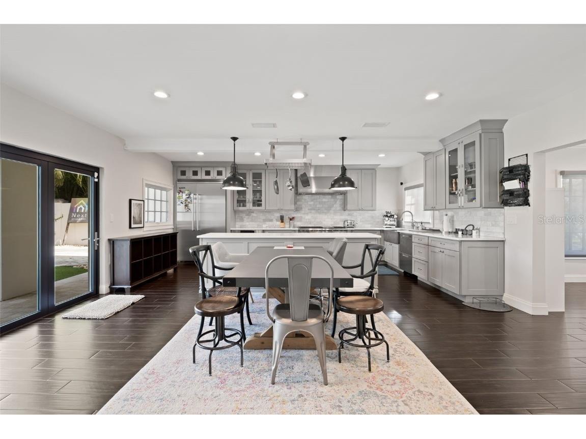 140 Brightwaters Boulevard NE Saint Petersburg FL 33704 TB8322803 image13