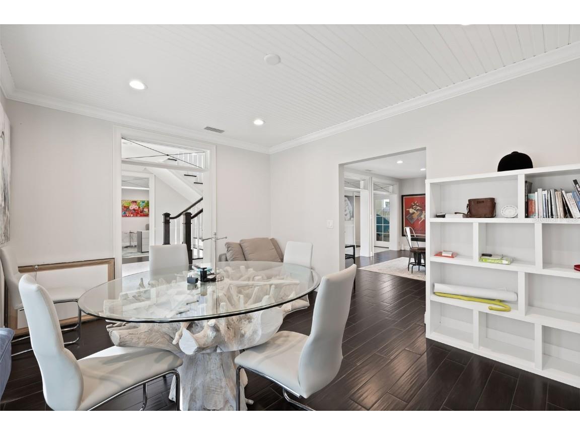 140 Brightwaters Boulevard NE Saint Petersburg FL 33704 TB8322803 image17