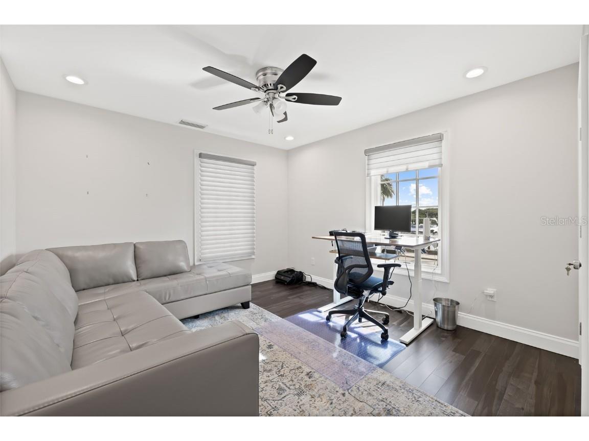 140 Brightwaters Boulevard NE Saint Petersburg FL 33704 TB8322803 image30