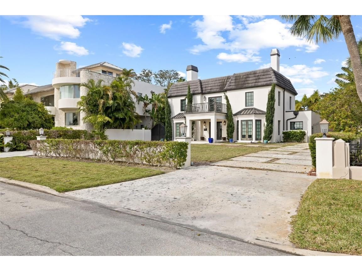 140 Brightwaters Boulevard NE Saint Petersburg FL 33704 TB8322803 image5