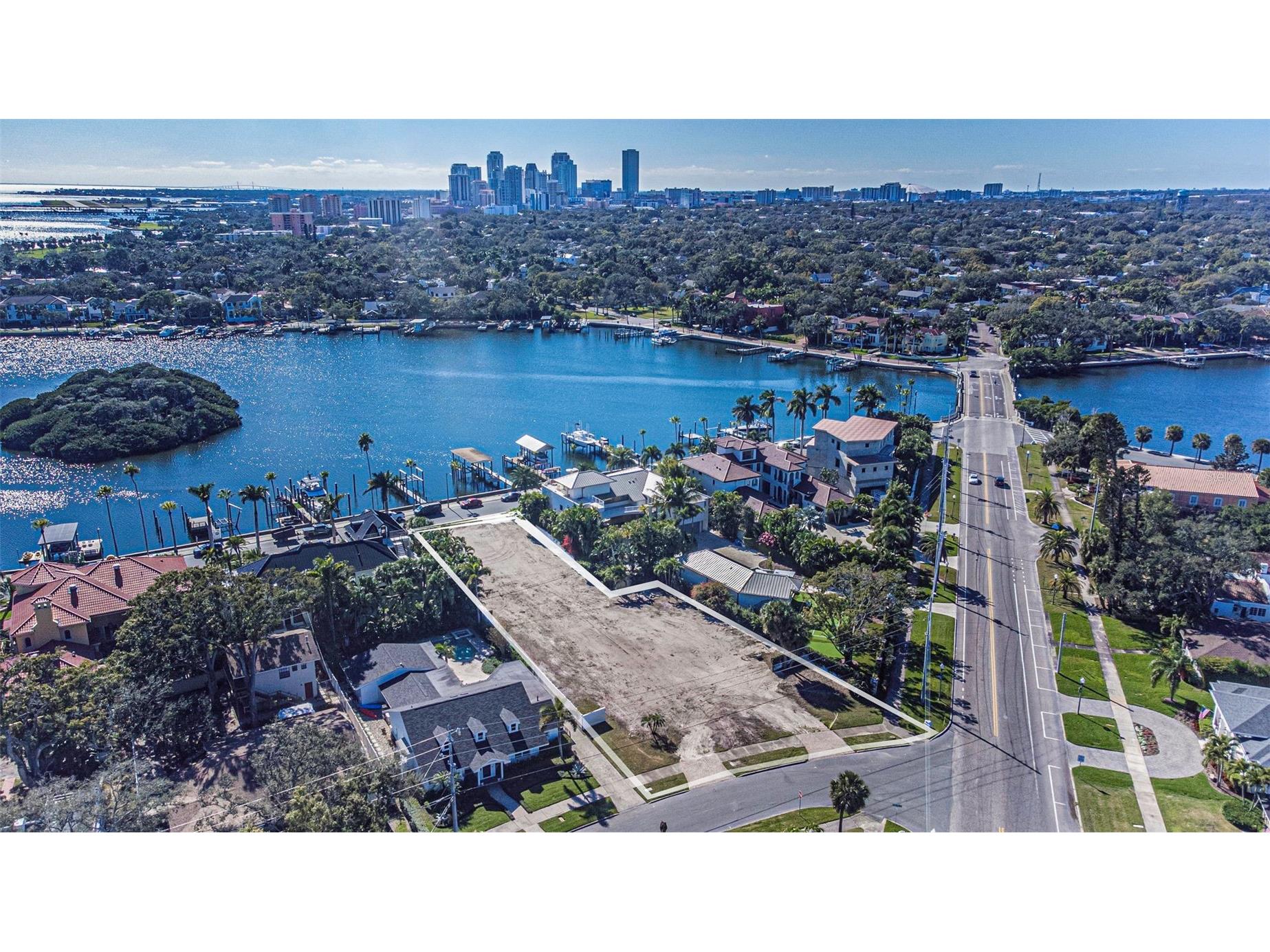 140 Brightwaters Boulevard NE Saint Petersburg FL 33704 TB8460961 image53