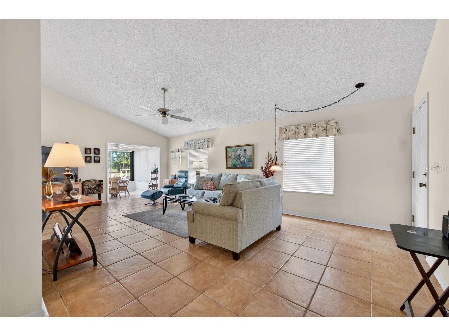 140 Brown Pelican Drive Daytona Beach FL 32119 V4948249 image4