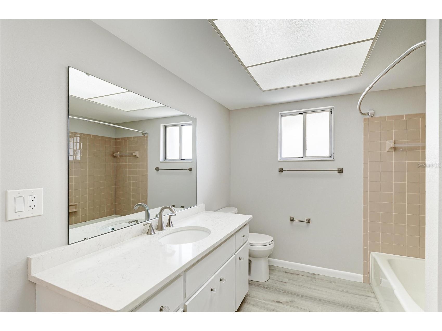 140 Circlewood Drive #C1-4 Venice FL 34293 A4692560 image24