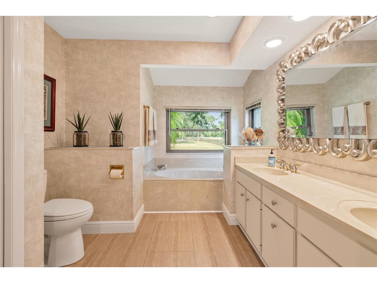 140 Cowpen Lane Sarasota FL 34240 A4691106 image20