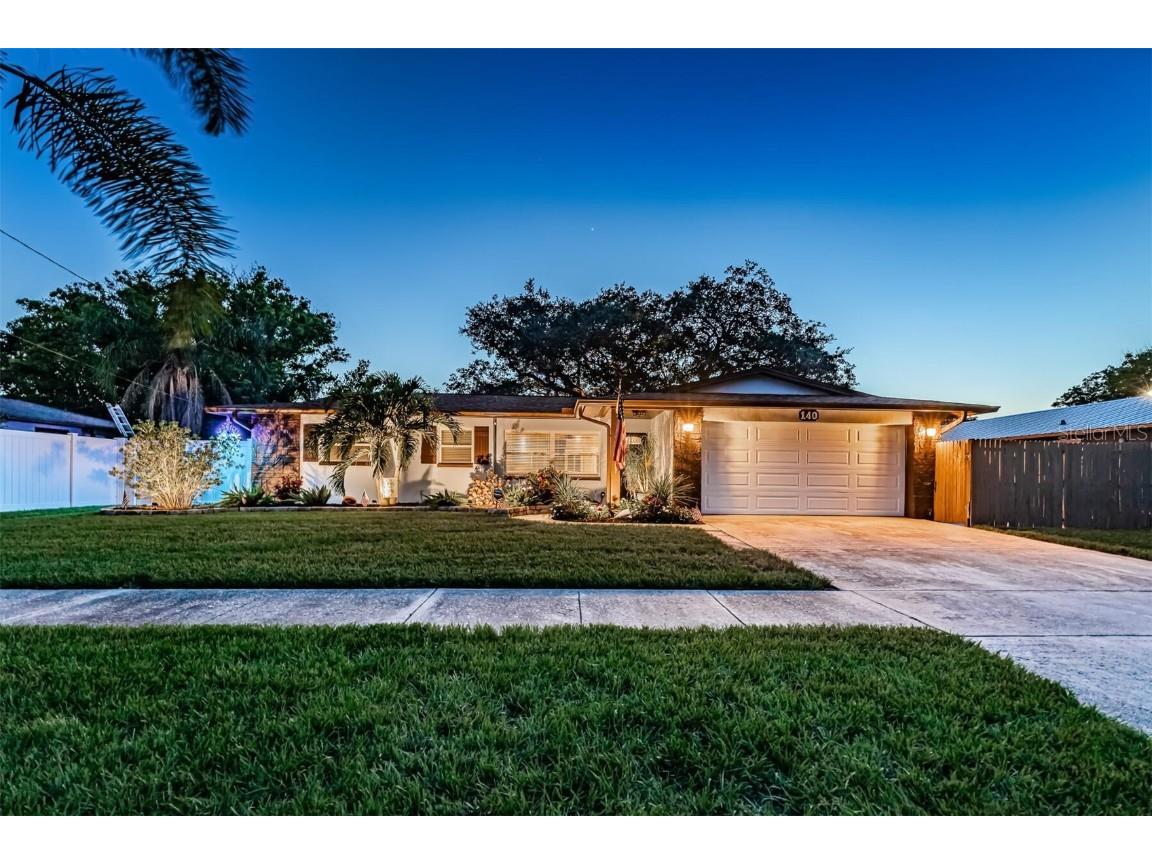 140 Highland Avenue Dunedin FL 34698 U8206129 image1