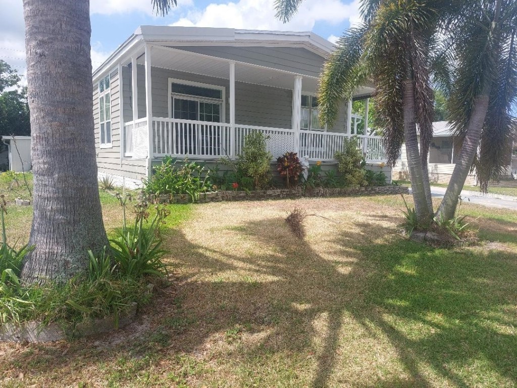 140 Independence Avenue #11 Palm Harbor FL 34684 TB8316435 image1