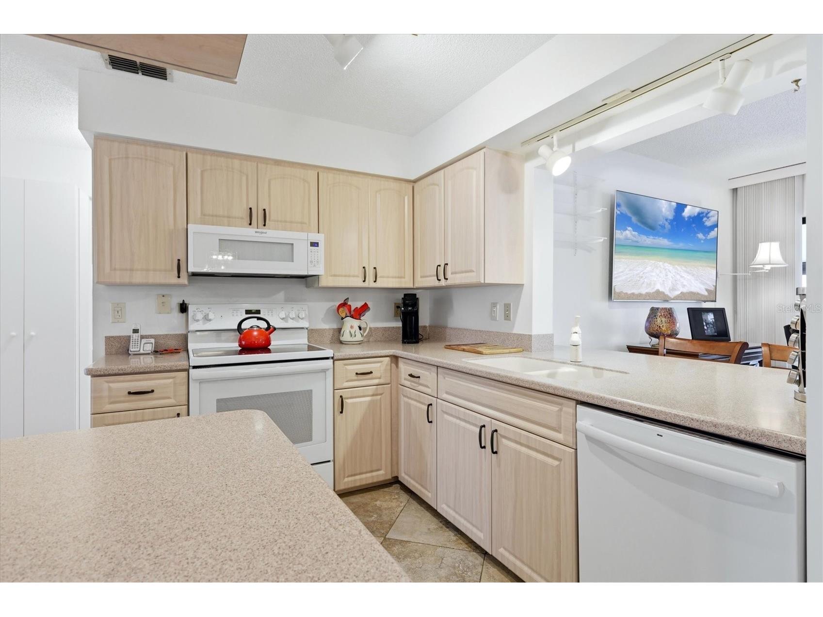 140 Inlets Boulevard #140 Nokomis FL 34275 A4689002 image11