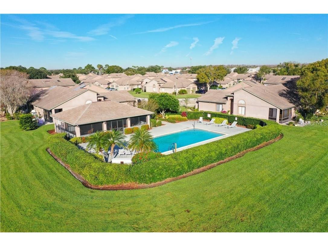 140 Lakepointe Circle Kissimmee FL 34743 S5098512 image1