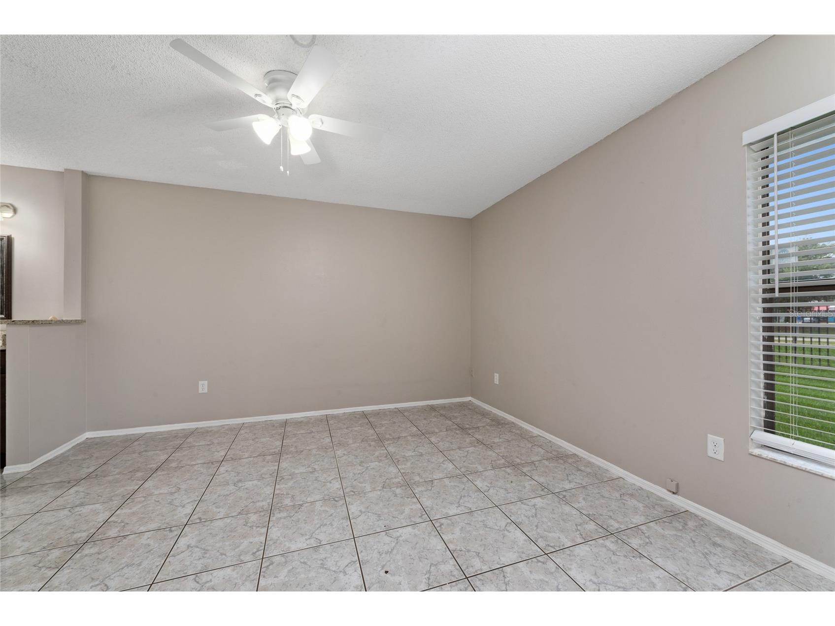 140 Lakepointe Circle Kissimmee FL 34743 S5152307 image14