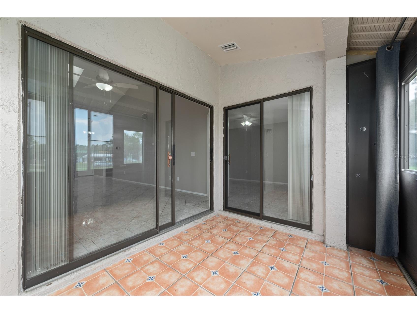 140 Lakepointe Circle Kissimmee FL 34743 S5152307 image19