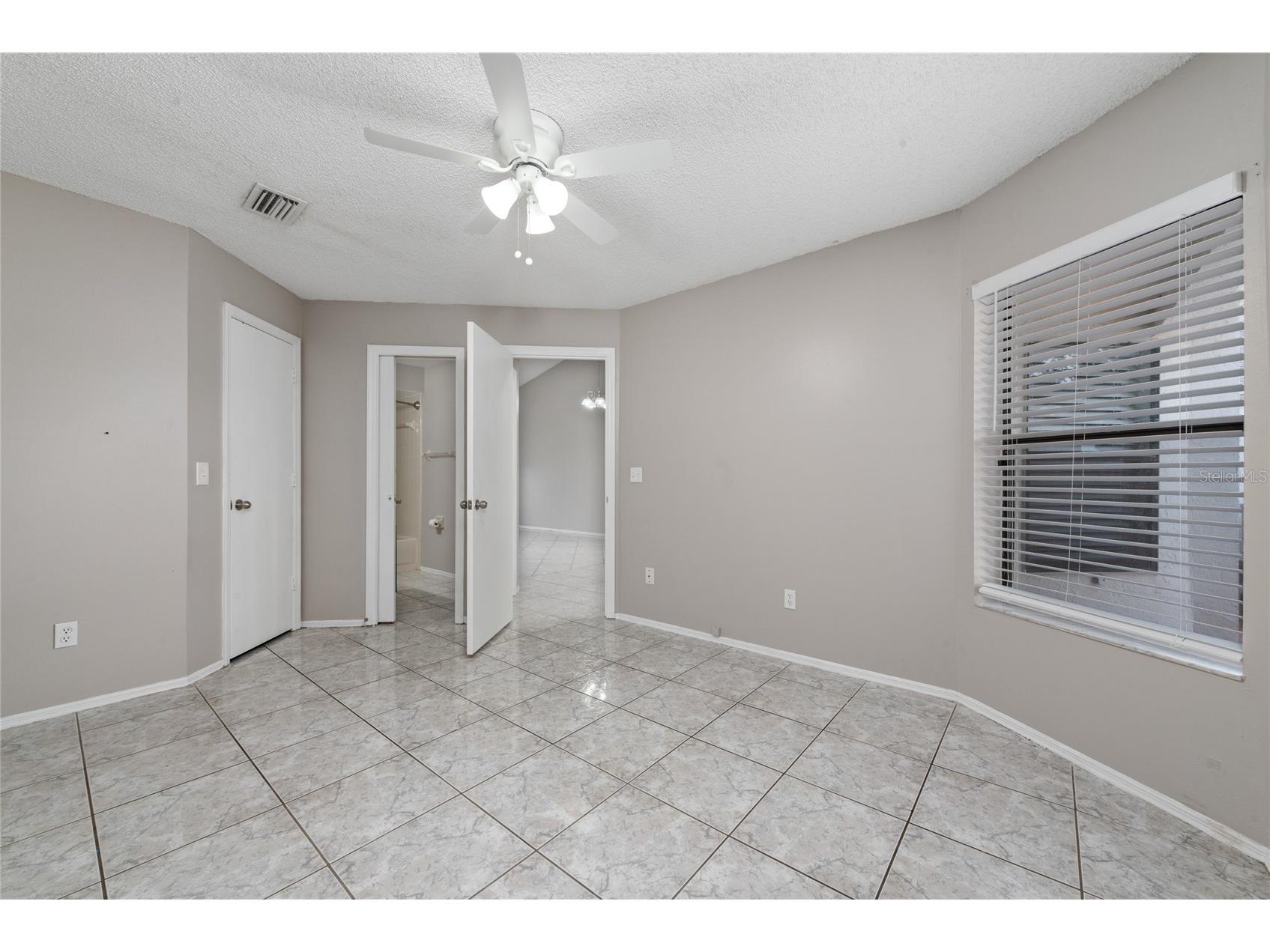 140 Lakepointe Circle Kissimmee FL 34743 S5152307 image9