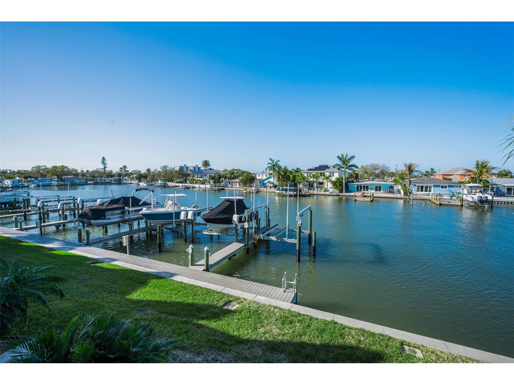 140 Marcdale Boulevard Indian Rocks Beach FL 33785 - INTRACOASTAL WATERWAY TB8519337 image17