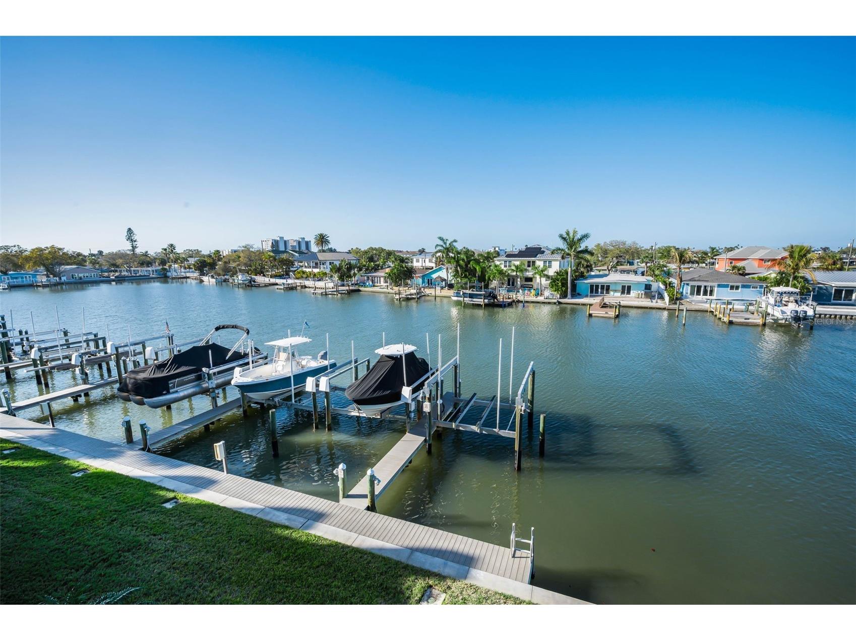 140 Marcdale Boulevard Indian Rocks Beach FL 33785 - INTRACOASTAL WATERWAY TB8519337 image41