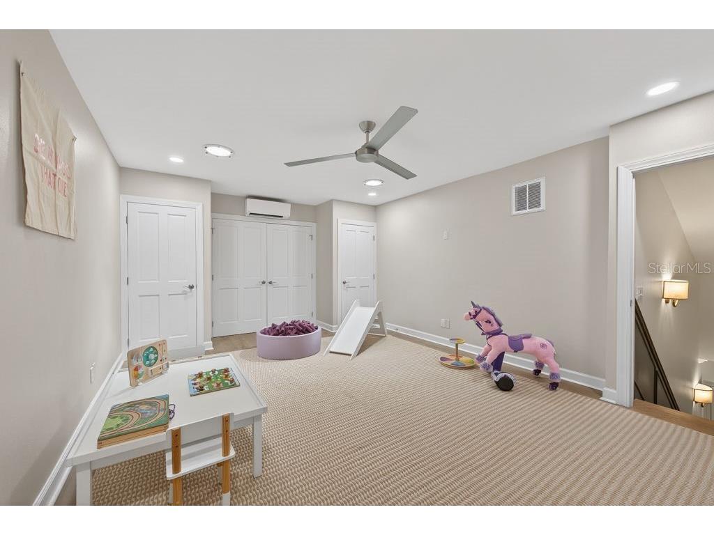 140 Miramar Boulevard NE Saint Petersburg FL 33704 TB8506237 image45