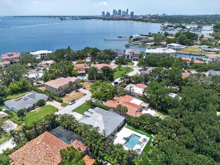140 Miramar Boulevard NE Saint Petersburg FL 33704 TB8506237 image72