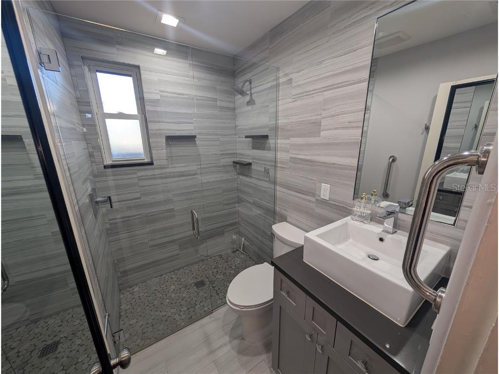 140 N Briggs Avenue Sarasota FL 34237 A4669139 image17