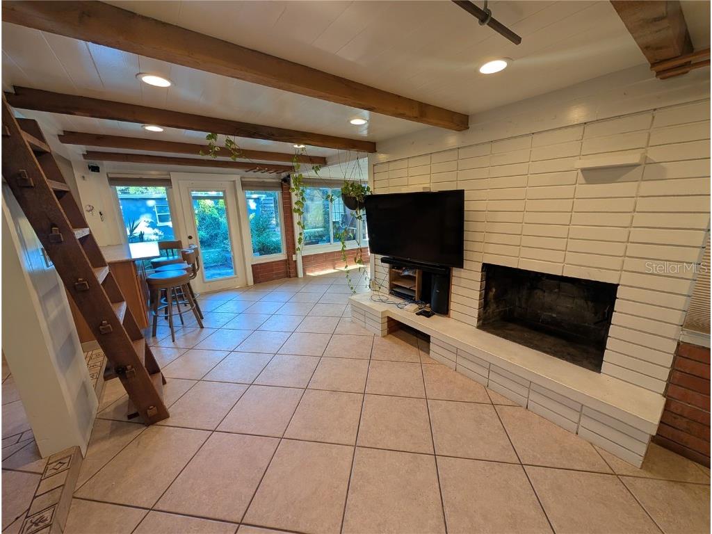 140 N Briggs Avenue Sarasota FL 34237 A4669139 image23