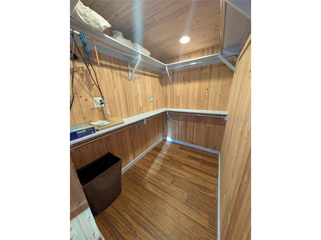 140 N Briggs Avenue Sarasota FL 34237 A4669139 image30