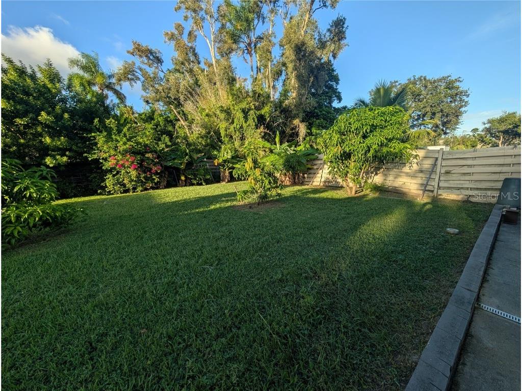 140 N Briggs Avenue Sarasota FL 34237 A4669139 image39