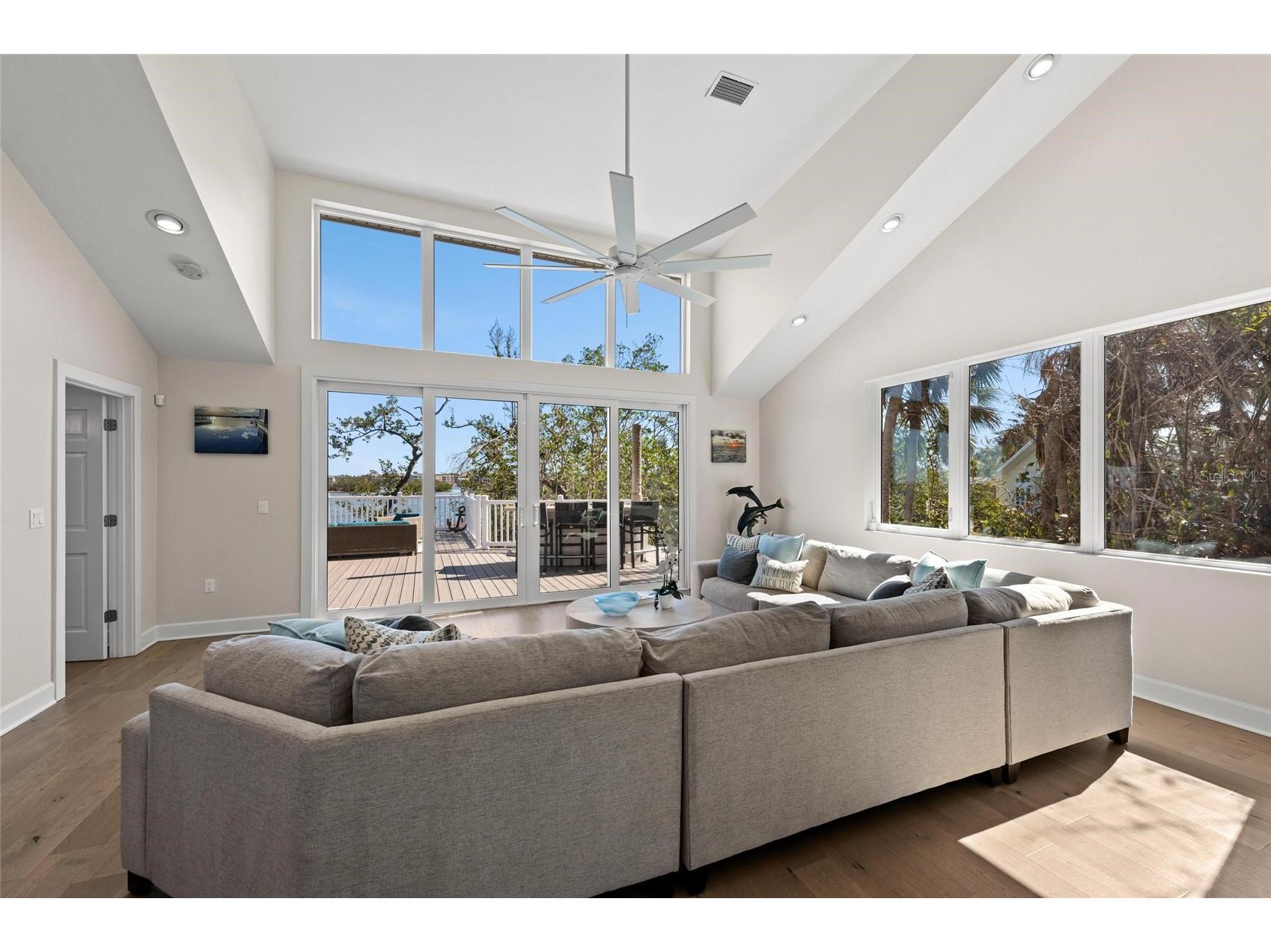 140 N Casey Key Road Osprey FL 34229 A4665482 image27