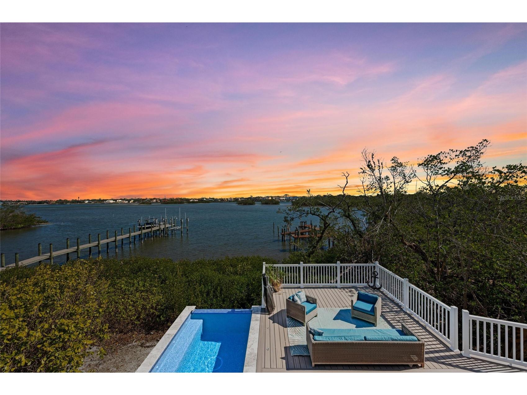 140 N Casey Key Road Osprey FL 34229 A4665482 image5