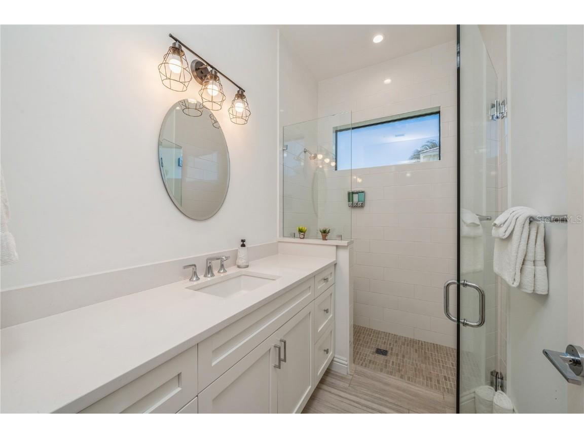 140 Ocean Estates Drive Hutchinson Island FL 34949 - AVALON BEACH / INDIAN RIVER O6253583 image14