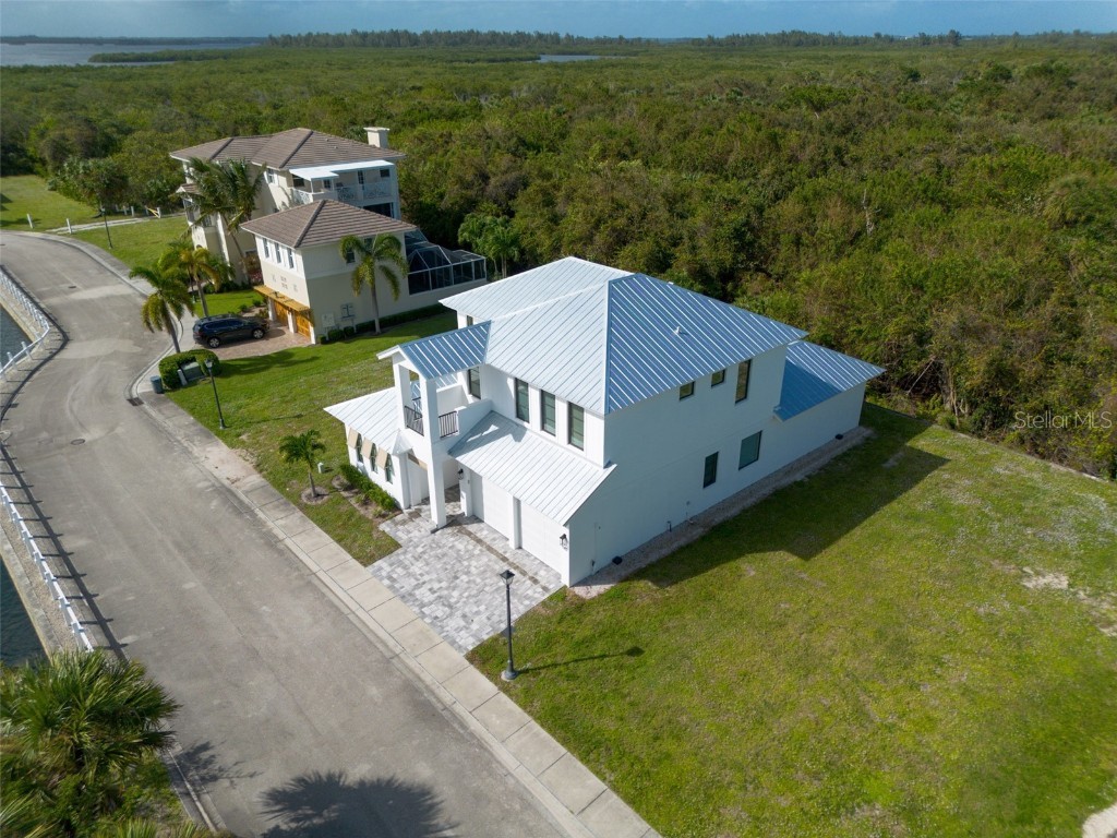 140 Ocean Estates Drive Hutchinson Island FL 34949 - AVALON BEACH / INDIAN RIVER O6253583 image8