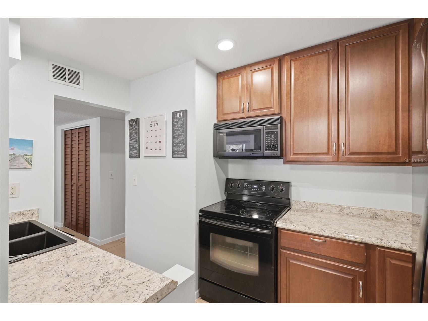 140 Orchid Woods Court #13B Deltona FL 32725 V4948696 image17