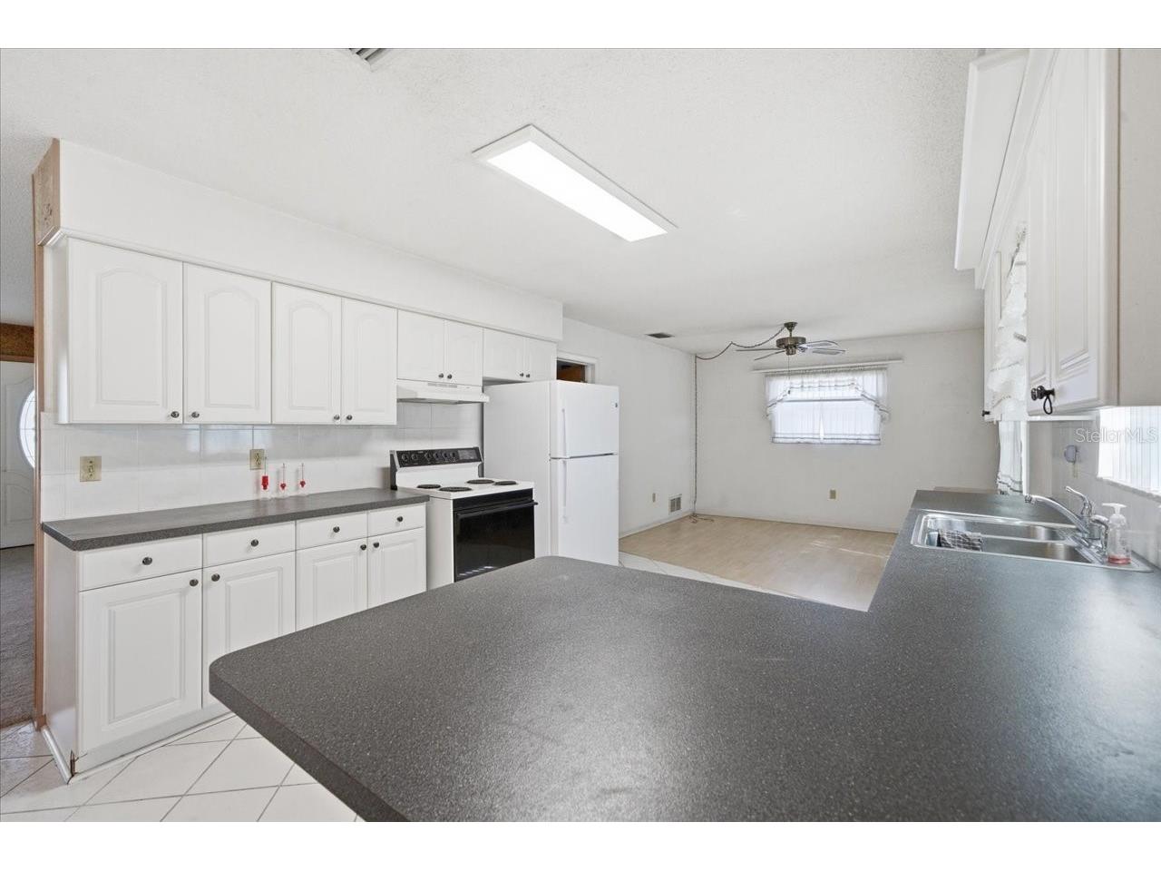 140 Patlin Circle E Largo FL 33770 TB8494067 image11