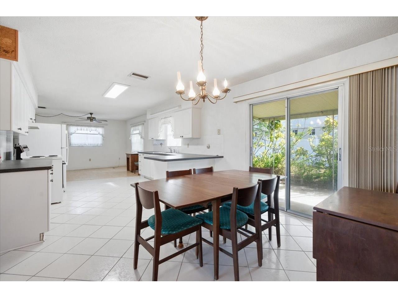 140 Patlin Circle E Largo FL 33770 TB8494067 image21