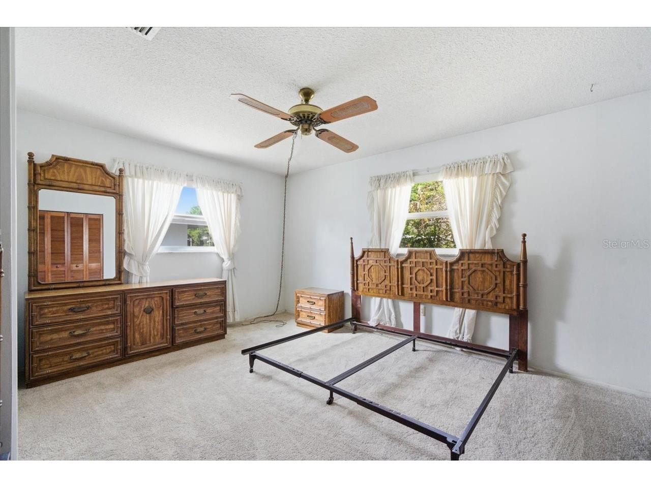 140 Patlin Circle E Largo FL 33770 TB8494067 image22