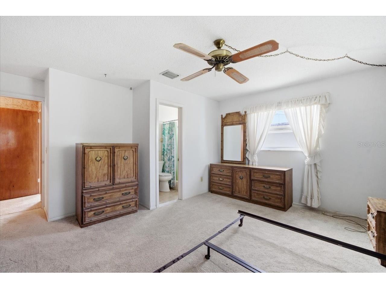 140 Patlin Circle E Largo FL 33770 TB8494067 image24