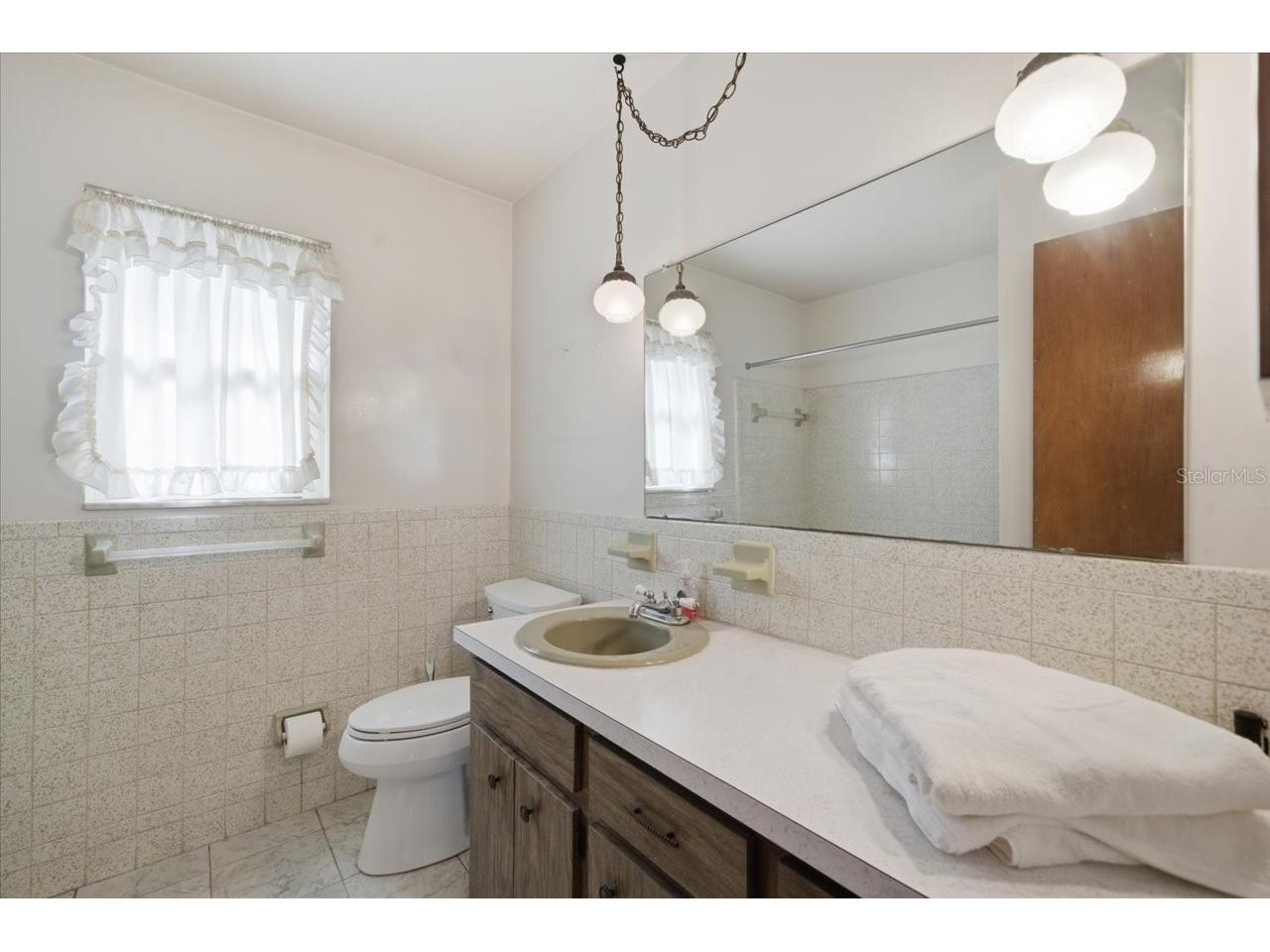 140 Patlin Circle E Largo FL 33770 TB8494067 image25