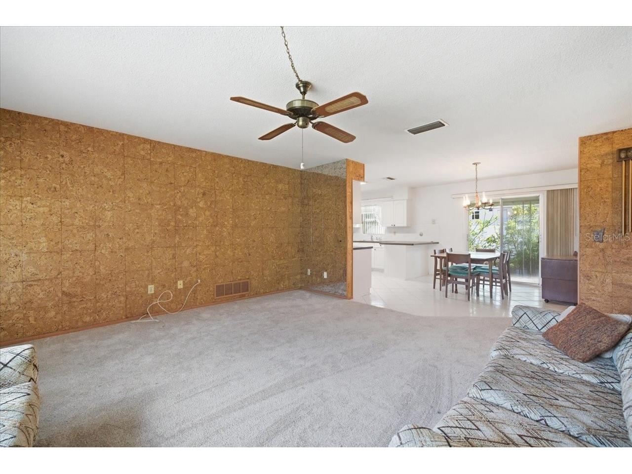 140 Patlin Circle E Largo FL 33770 TB8494067 image8