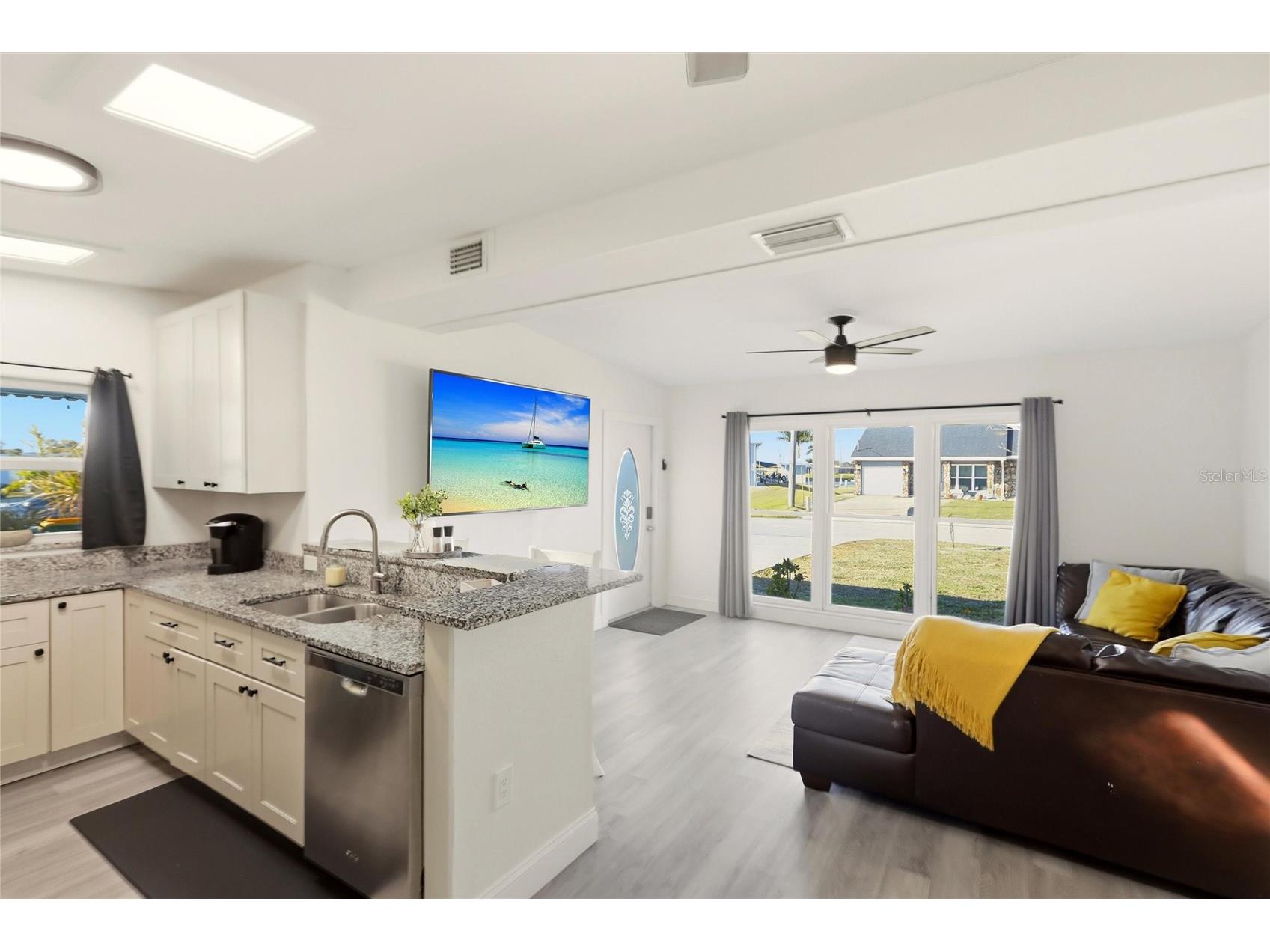 140 Poinsettia Circle NE Port Charlotte FL 33952 N6142955 image8