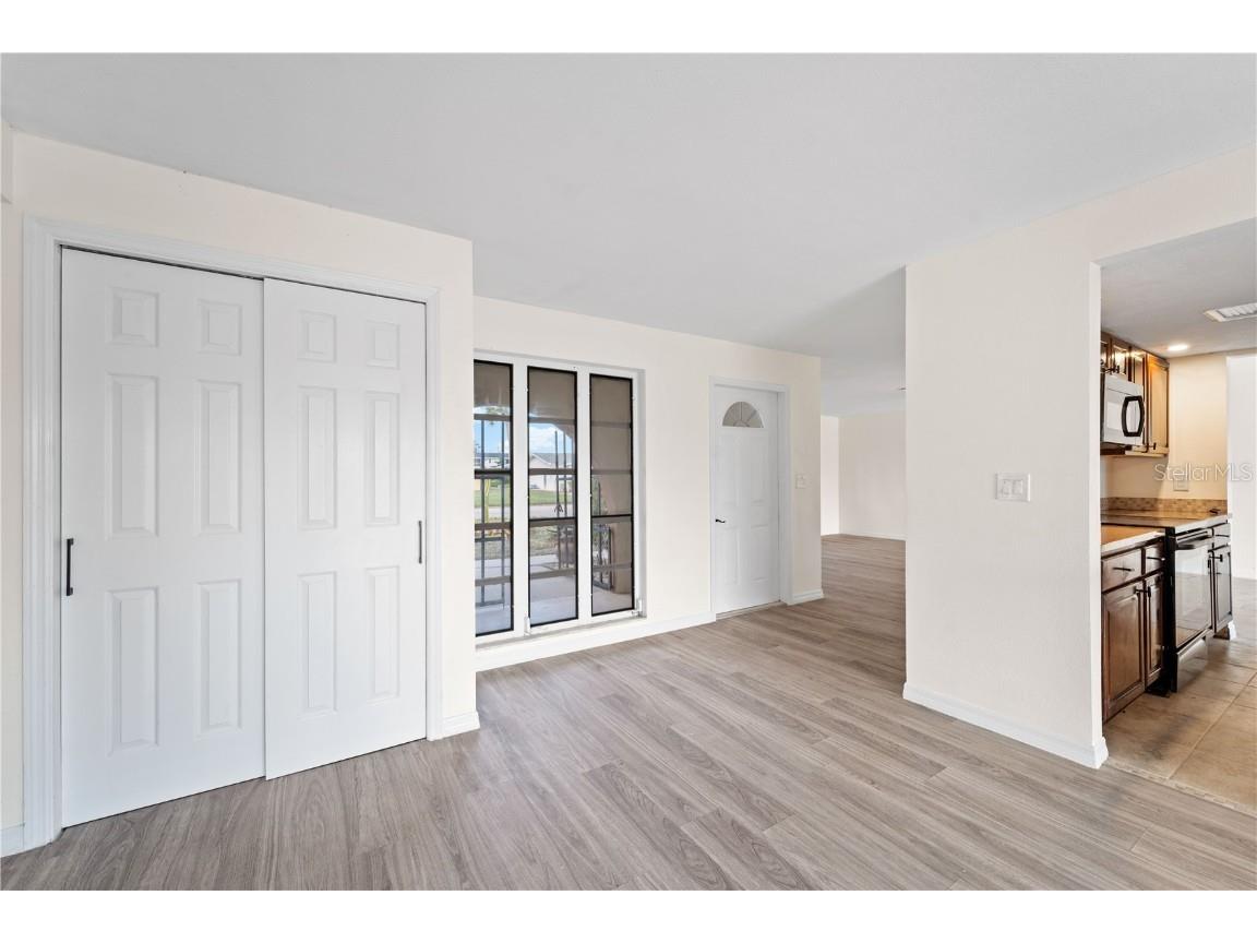 140 Rotonda Circle Rotonda West FL 33947 C7517071 image4