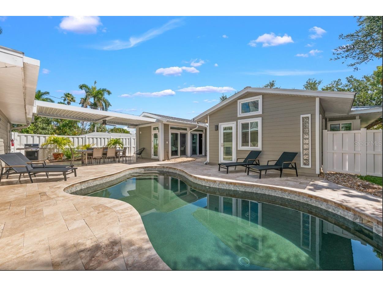 140 S Blvd Of The Presidents Sarasota FL 34236 A4683280 image30